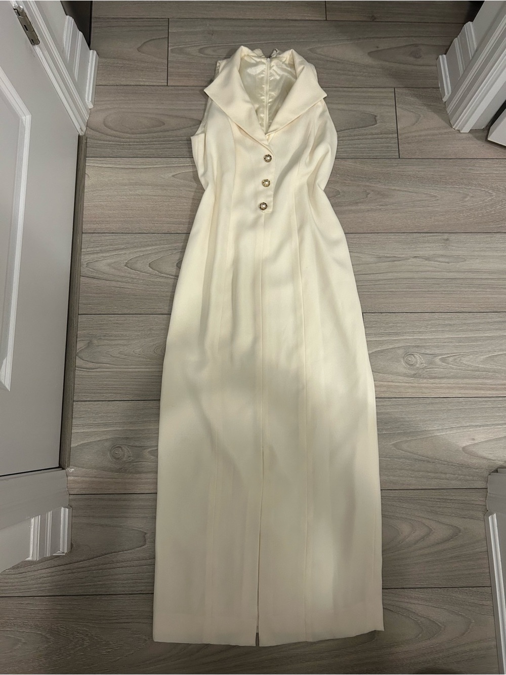 Sleeveless Cream Maxi Dress with Notched Collar